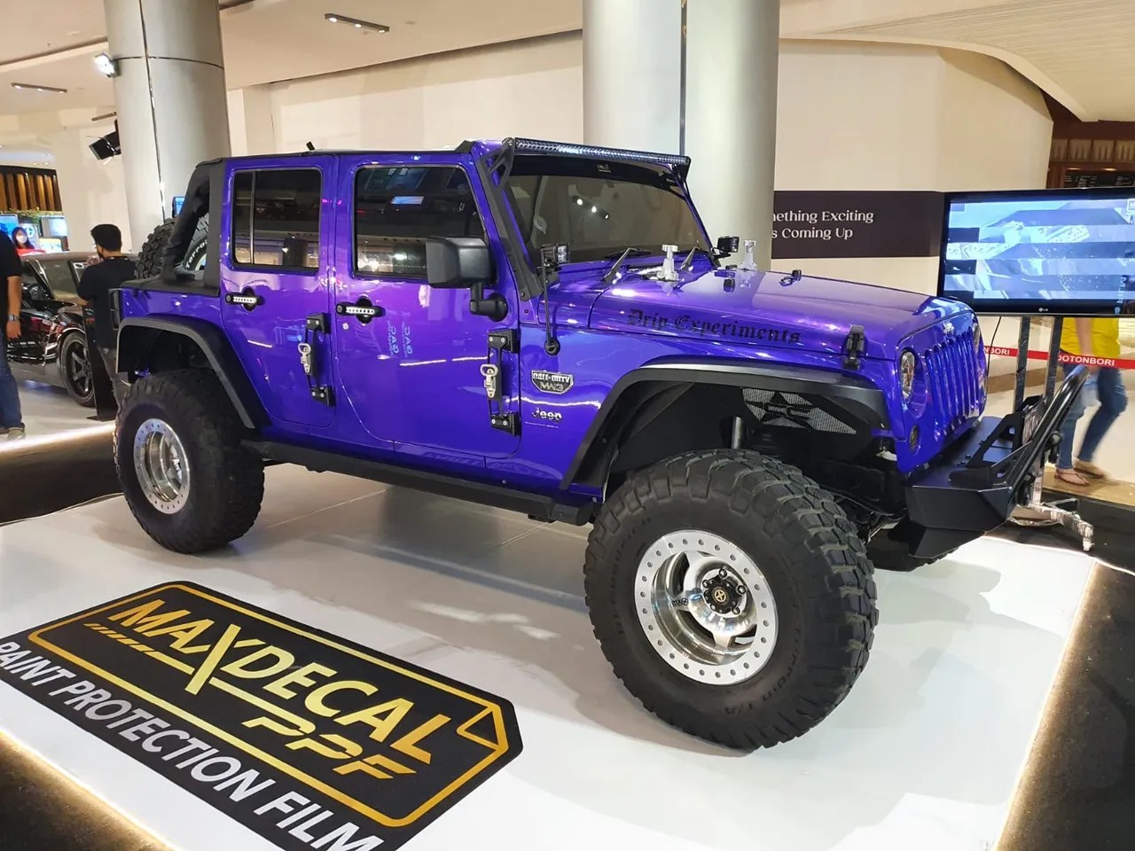 Show car at expo